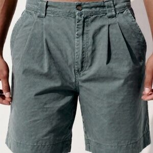 Tip Top Tailors Shorts Mens Size 36 Army Green Pleated Front Golf Casual Vacatio